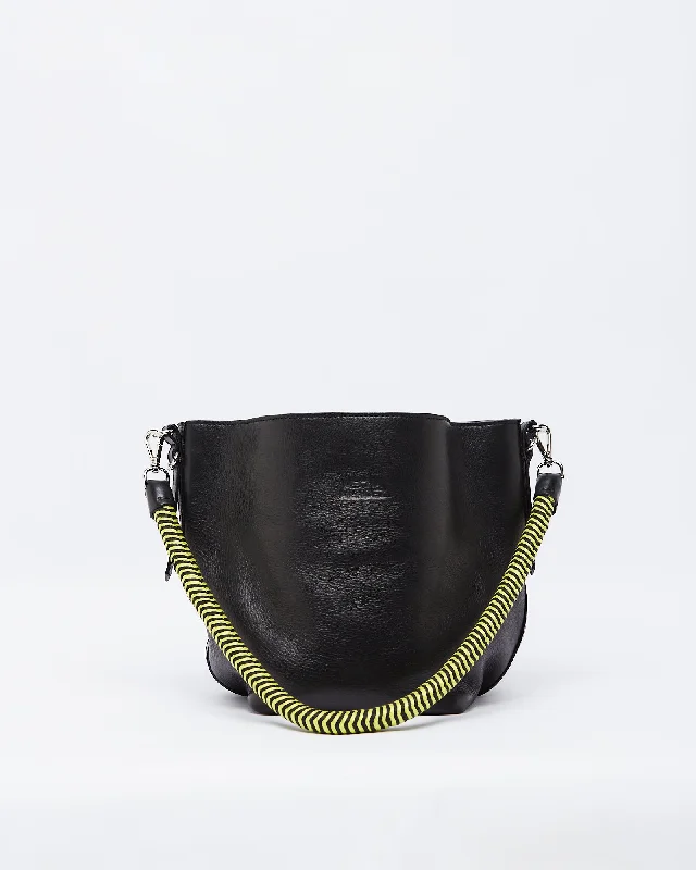 Bucket bag with multiple compartments and pockets for organizationBucket Black Neon