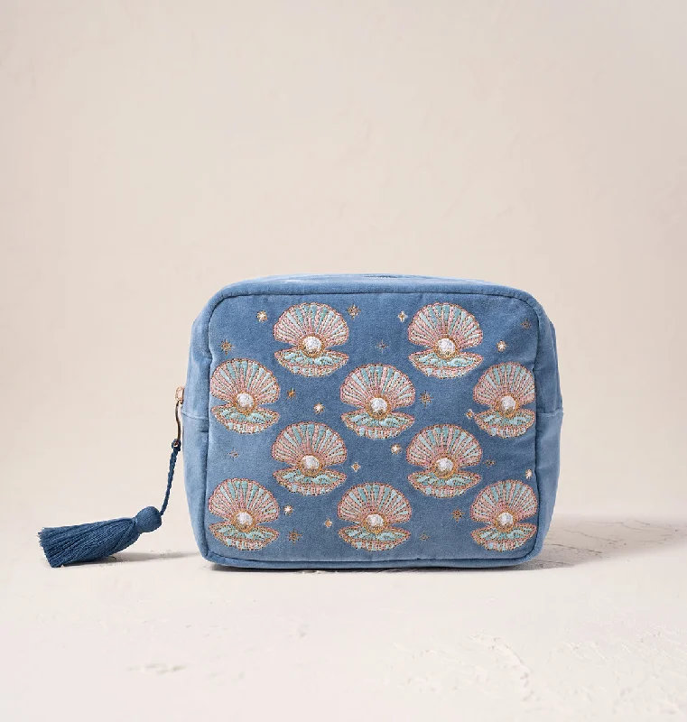 Makeup bag with a detachable pouch for easy sorting of itemsPearl Shell Wash Bag