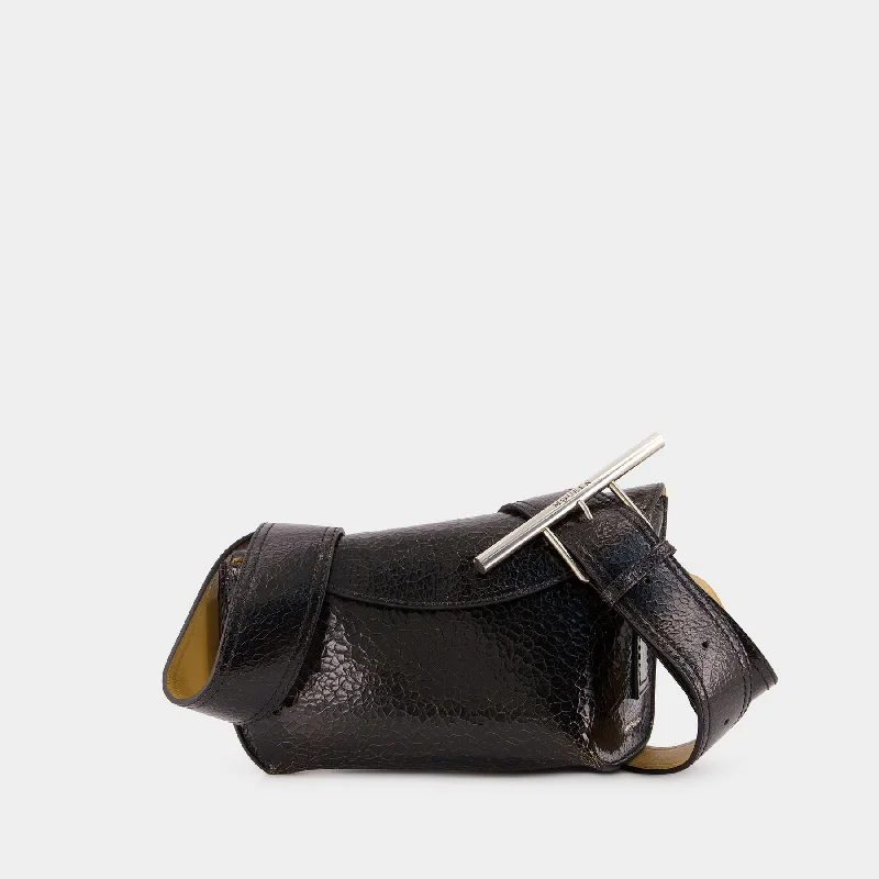 Silk hobo bag with a delicate print for a feminine lookSling Shoulder Bag - Alexander McQueen - Leather - Black