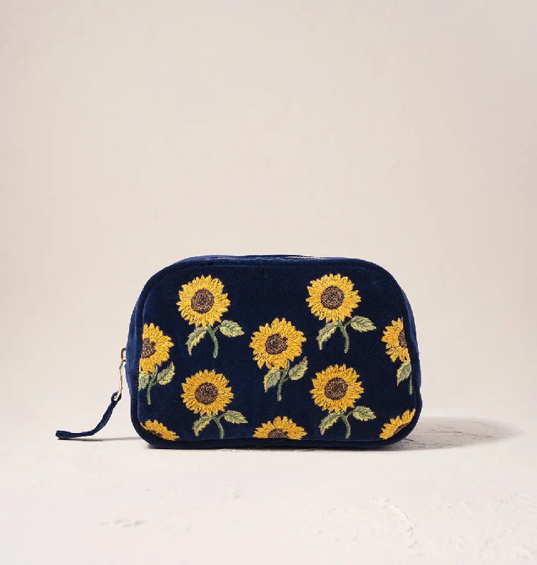 Makeup bag with a detachable pouch for easy sorting of itemsSunflowers Makeup Bag