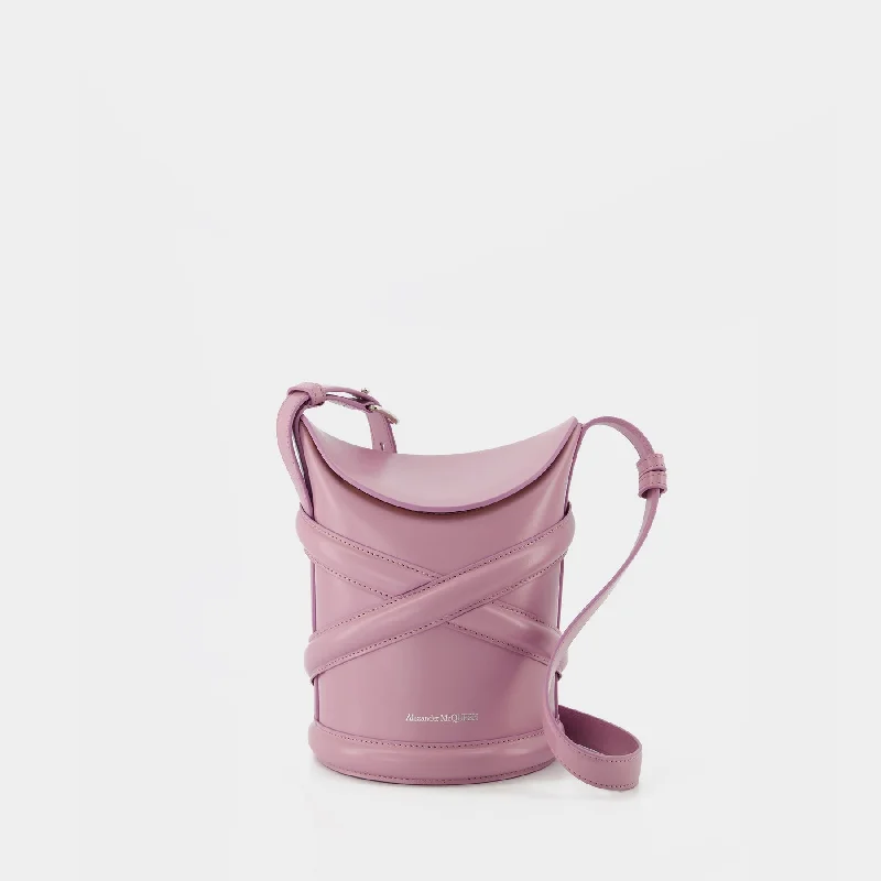 Canvas hobo bag with a colorful patchwork design for a bohemian styleThe Curve Hobo Bag - Alexander Mcqueen - Antic Pink - Leather