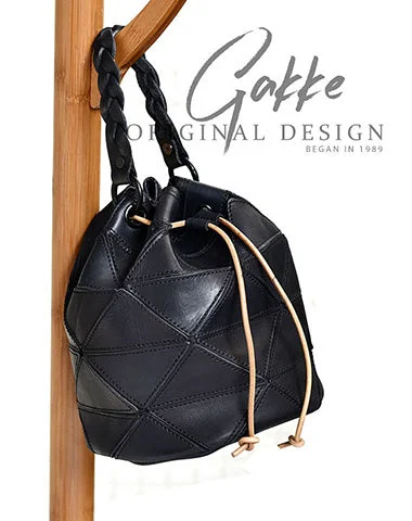 Crossbody bag with a hidden anti - theft pocket for securityWomens Black Leather Bucket Shoulder Bag Purse Vintage Split Joint Barrel Round Handbag Crossbody Purse for Women