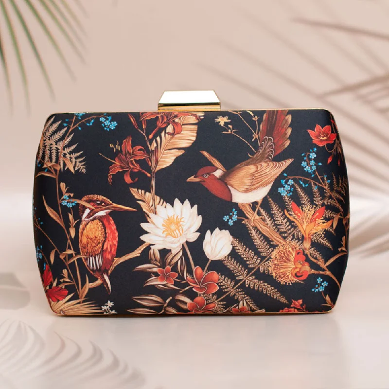 Monogrammed clutch as a personalized evening accessoryBlack Birds Island Printed Clutch