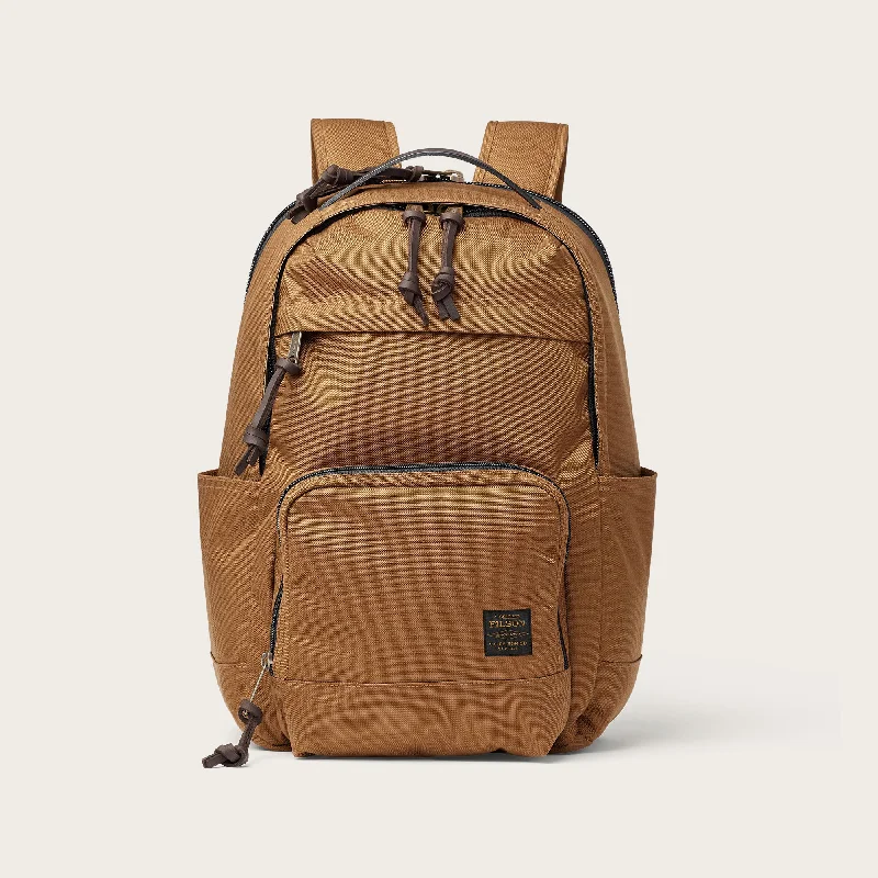 Plus - size backpack with an extra - large capacity for carrying all essentialsDRYDEN BACKPACK