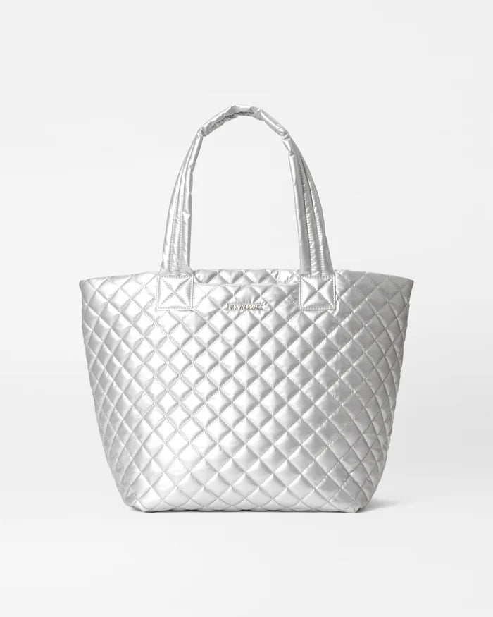 Handle bag with a detachable charm or keychain for personalizationMetro Tote Deluxe Medium Matte Silver