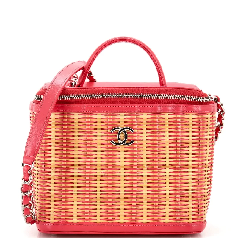 Satchel with a detachable strap for easy customizationTake Away Vanity Case Rattan and Calfskin Medium