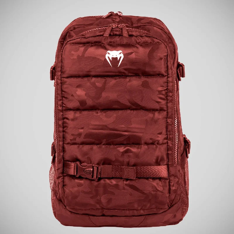 Canvas backpack with a colorful tie - dye pattern for a hippie - chic lookVenum Challenger Pro Back Pack Camo/Burgundy