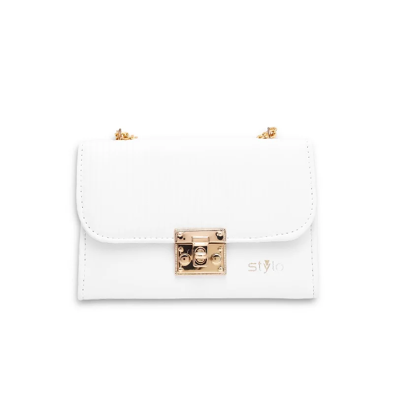 Plus - size shoulder bag with a roomy interior for carrying daily essentialsWhite Casual Shoulder Bag P55481