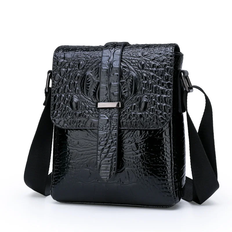 Women's waterproof nylon crossbody bags for outdoor adventuresWholesale leather men's crocodile leather shoulder bag 2021 new chest bags